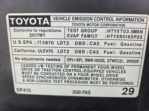 Used 2017 Toyota Tacoma TRD Sport w/ Tow Package RWD image 20