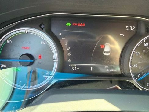 Used 2021 Toyota Venza XLE w/ Softex Package AWD/4WD image 8