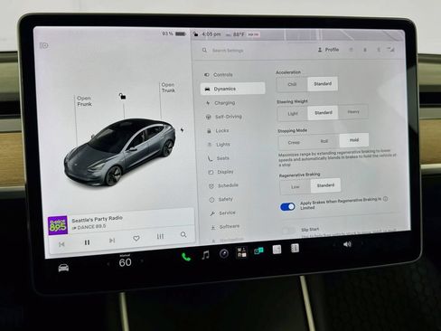 Used 2018 Tesla Model 3 Mid Range RWD image 19
