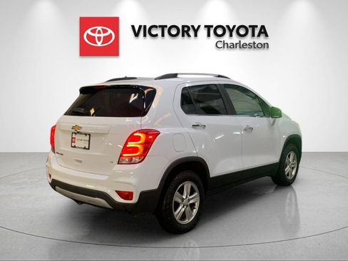 Used 2021 Chevrolet Equinox LT FWD image 7