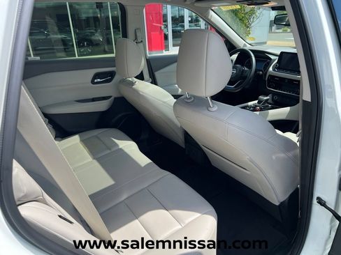 Certified 2023 Nissan Rogue SL AWD/4WD image 23