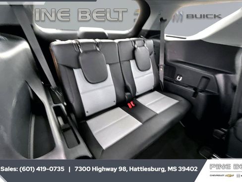 Used 2023 Ford Explorer XLT w/ Equipment Group 202A RWD image 21