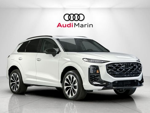 New 2026 Audi Q3 quattro 2.0T AWD/4WD image 7