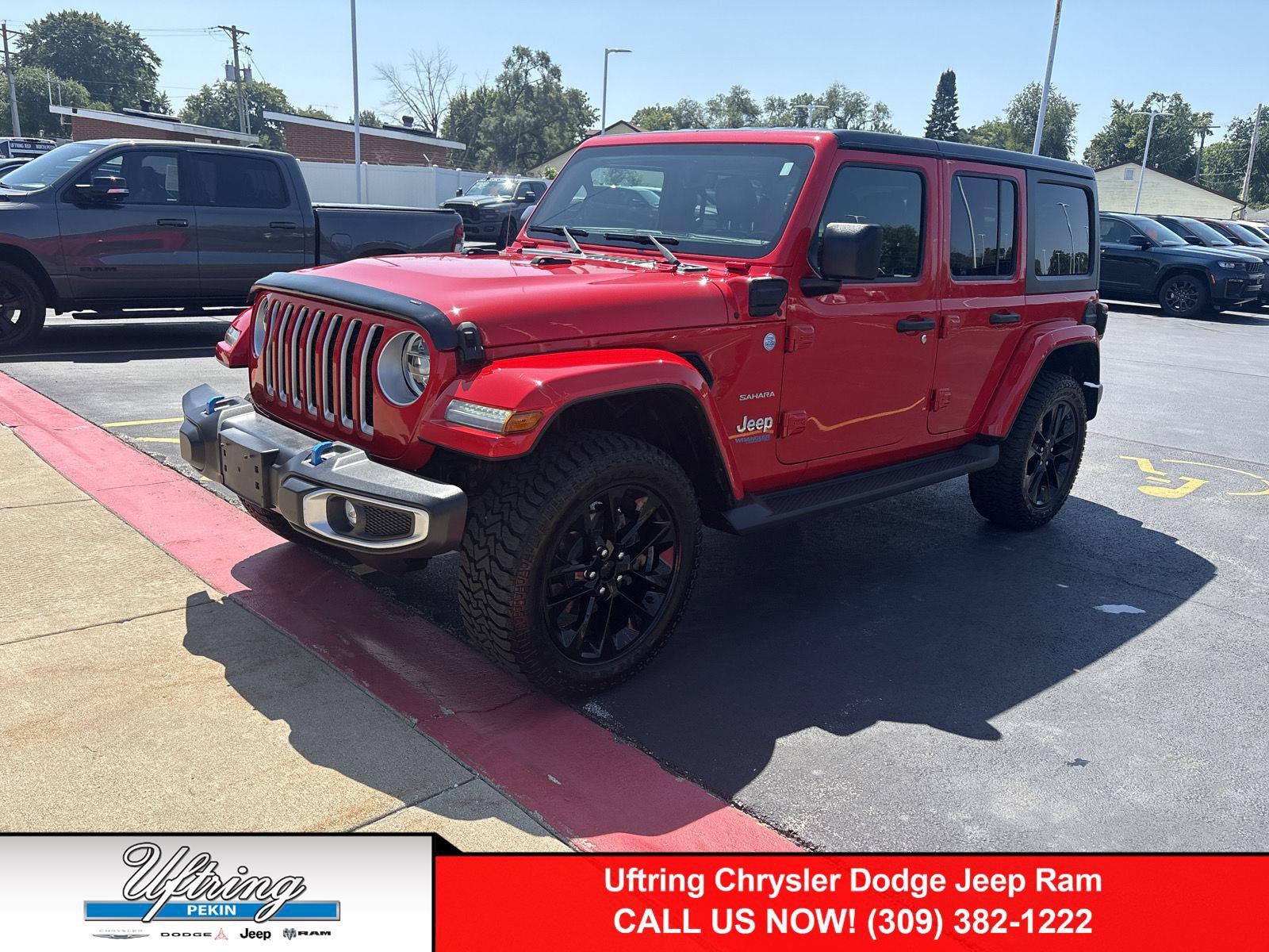 Used 2022 Jeep Wrangler Unlimited Sahara AWD/4WD image 1