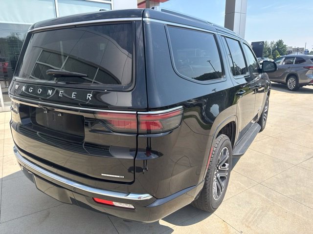 Used 2024 Jeep Wagoneer Series II AWD/4WD image 8