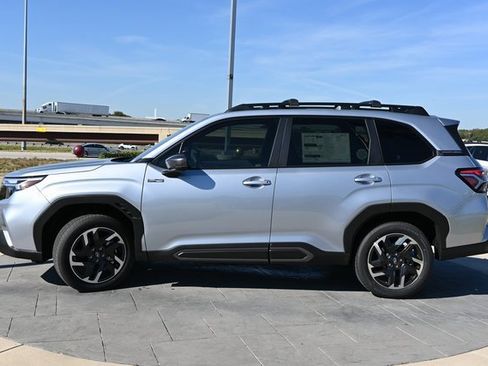 New 2025 Subaru Forester Limited w/ Popular Package image 6
