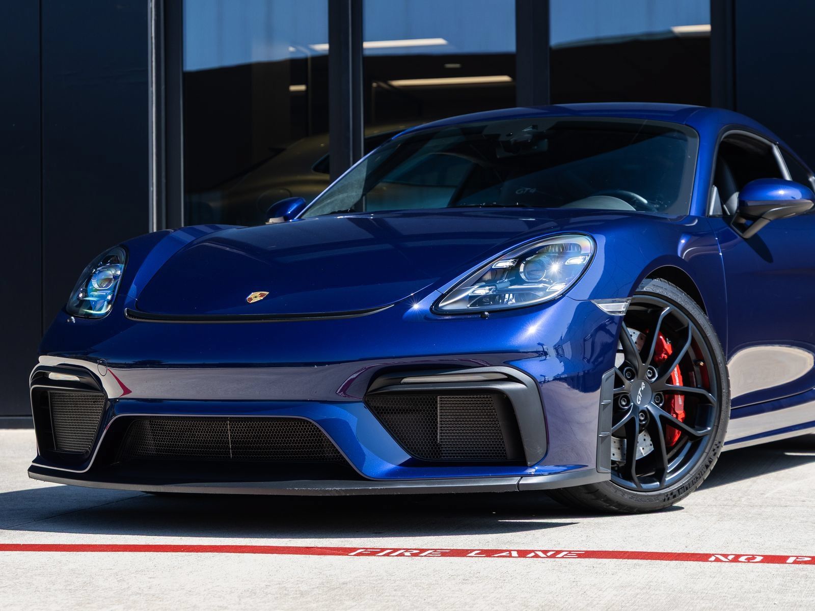 Certified 2020 Porsche 718 Cayman GT4 RWD image 7