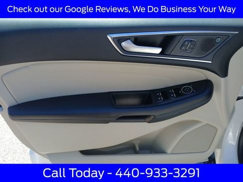 Used 2023 Ford Edge Titanium w/ Class II Trailer Tow Package AWD/4WD image 18