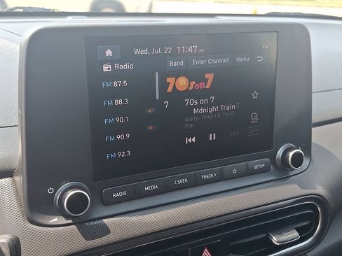 Certified 2023 Hyundai Kona SEL AWD/4WD image 17