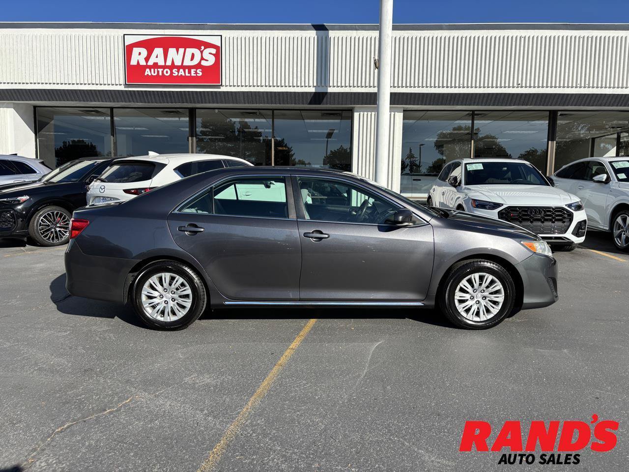 Used 2014 Toyota Camry LE w/ Fleet Convenience Package FWD image 1