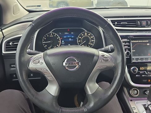 Used 2015 Nissan Murano Platinum w/ Platinum Technology Package FWD image 17