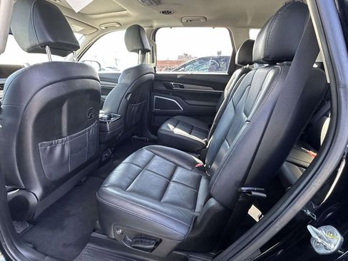 Certified 2022 Kia Telluride EX w/ EX Premium Package image 13