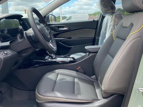 New 2025 Chevrolet Trax ACTIV w/ Driver Confidence Package image 14