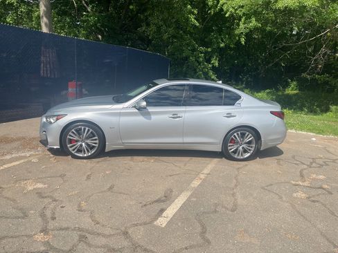 Used 2018 INFINITI Q50 Sport AWD/4WD image 4