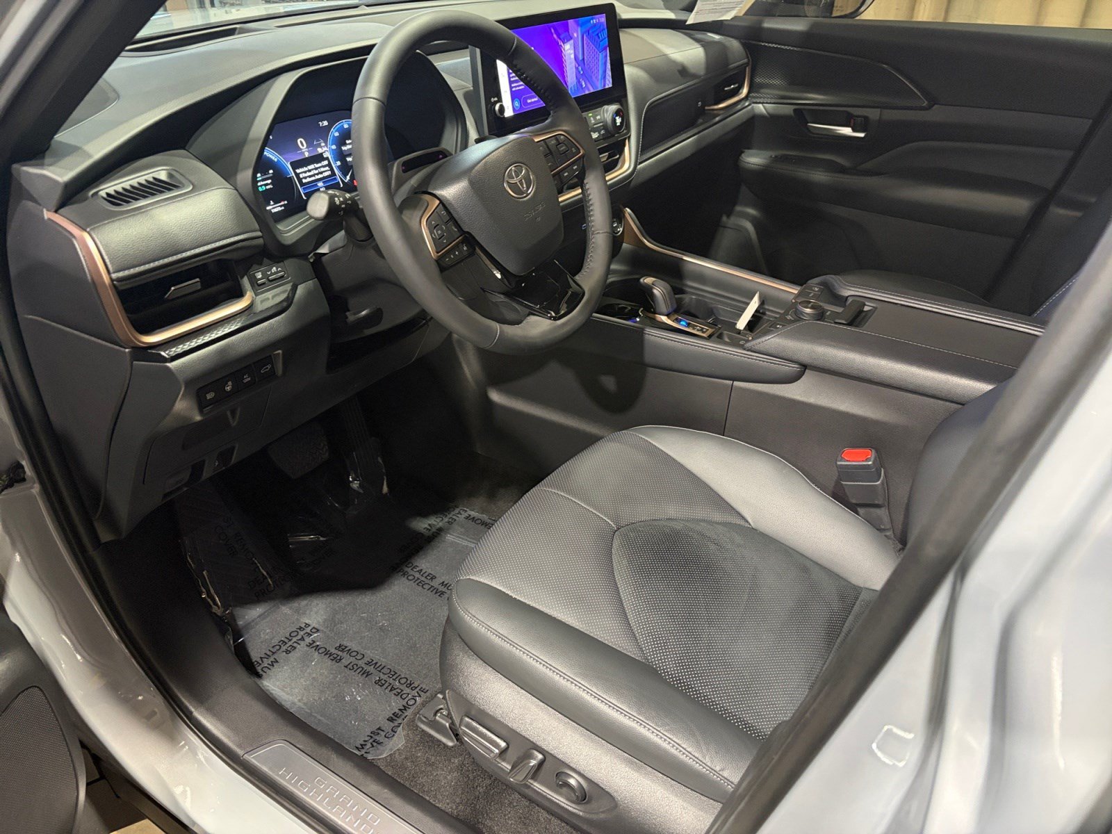 Certified 2026 Toyota Grand Highlander AWD Hybrid image 22