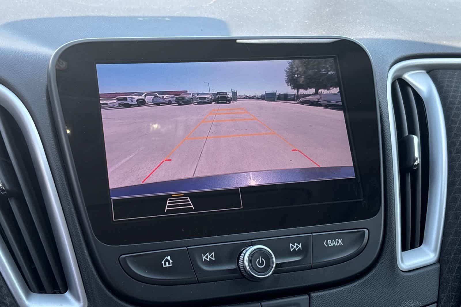 Used 2023 Chevrolet Malibu LT FWD image 20