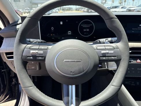 New 2025 Hyundai Sonata Limited image 13