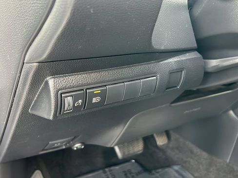 Used 2022 Toyota Corolla SE w/ Carpet Mat Package (TMS) FWD image 13