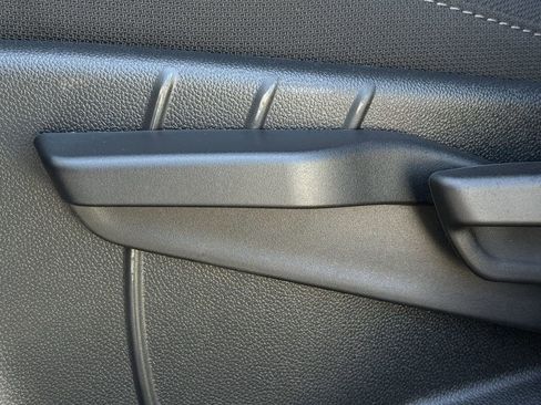 New 2026 Chevrolet Equinox LT w/ Safety and Technology Package FWD image 22