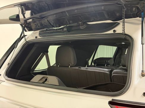 Used 2022 GMC Yukon Denali image 22