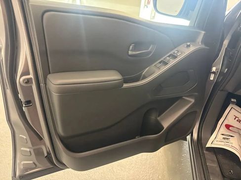 New 2026 Nissan Frontier SV w/ SV Convenience Package AWD/4WD image 11
