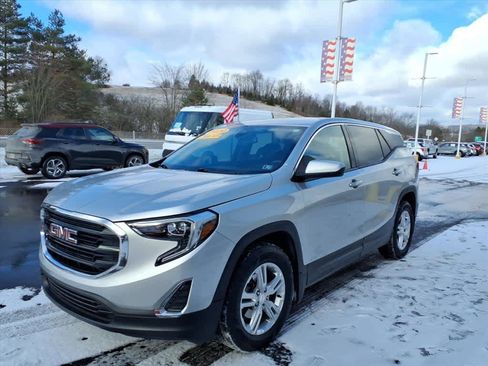 Used 2020 GMC Terrain SLE image 3
