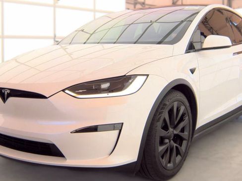 Used 2025 Tesla Model X AWD/4WD image 1
