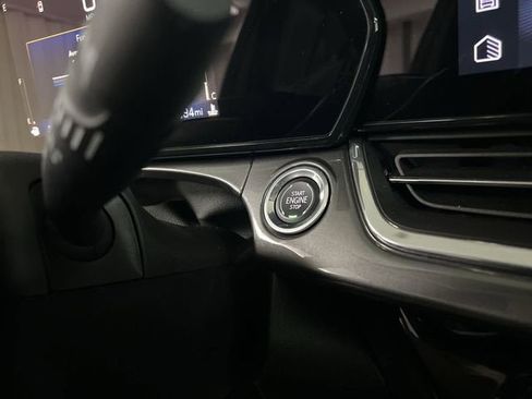 Certified 2024 Chevrolet Trax ACTIV w/ Sunroof Package FWD image 16