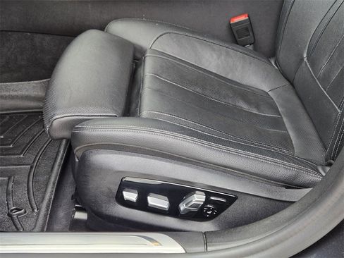 Used 2019 BMW 740i xDrive w/ Executive Package image 26