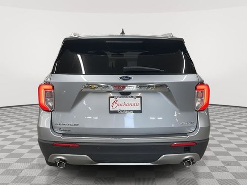 Used 2023 Ford Explorer Limited image 7