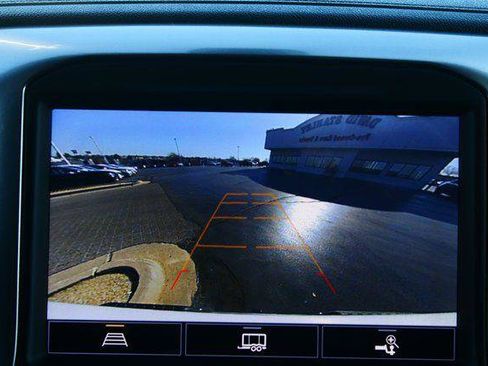 Used 2022 Chevrolet Silverado 1500 LTZ image 17