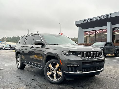 Used 2022 Jeep Grand Cherokee L Limited AWD/4WD image 1