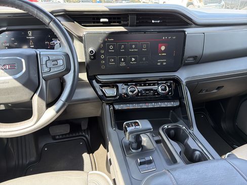 Used 2024 GMC Sierra 1500 AT4X AWD/4WD image 30