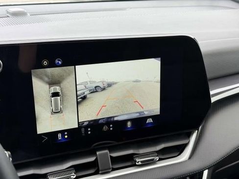 Certified 2025 Chevrolet Equinox LT w/ Convenience Package II image 28