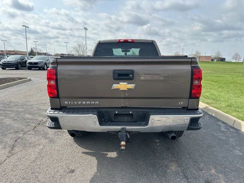 Used 2014 Chevrolet Silverado 1500 LT w/ LT Convenience Package image 9