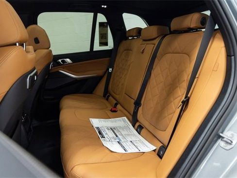 Certified 2025 BMW X5 xDrive40i w/ Premium Package image 27
