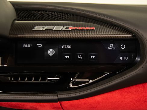Certified 2024 Ferrari SF90 Spider AWD/4WD image 31