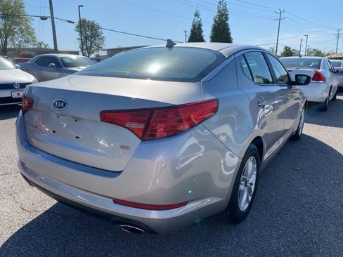 Used 2011 Kia Optima LX image 6
