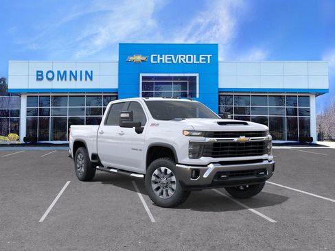 New 2026 Chevrolet Silverado 2500 LT image 2