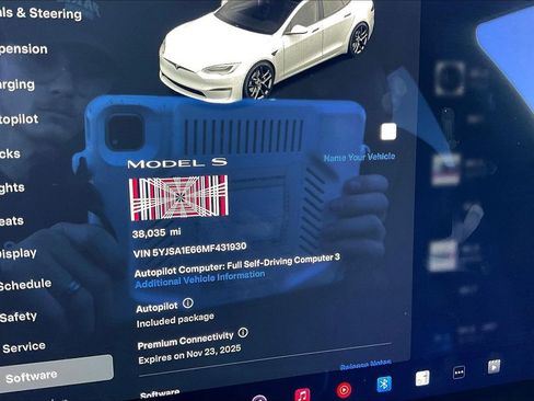 Used 2021 Tesla Model S Plaid image 9