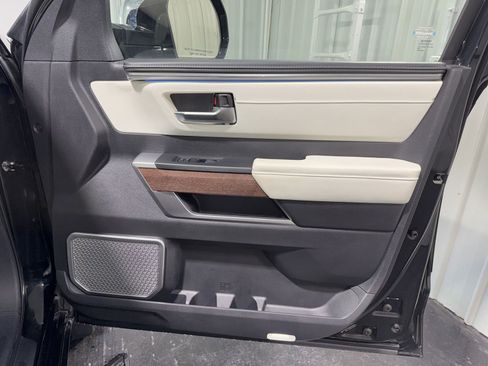 Used 2023 Toyota Tundra Capstone AWD/4WD image 12