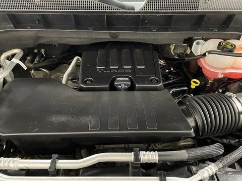 Used 2023 Chevrolet Silverado 1500 LT AWD/4WD image 23