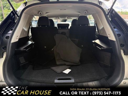Used 2019 Nissan Rogue S AWD/4WD image 19