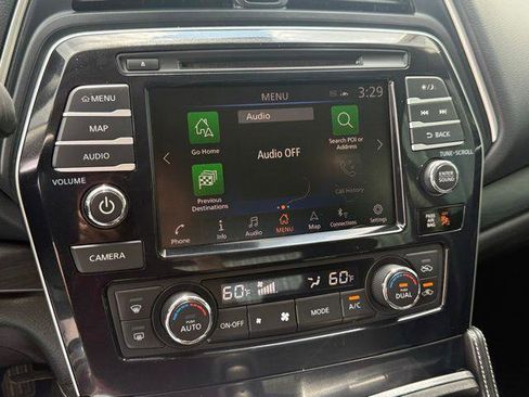 Used 2019 Nissan Maxima Platinum w/ Sport Mat Group FWD image 11