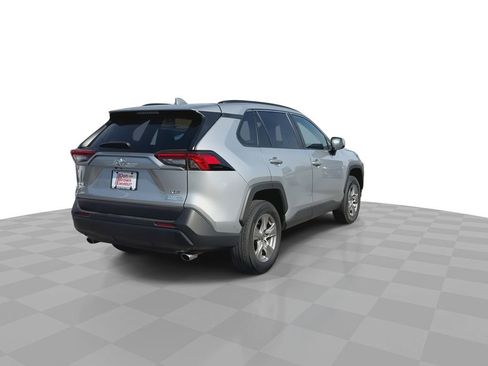 Used 2024 Toyota RAV4 XLE image 9