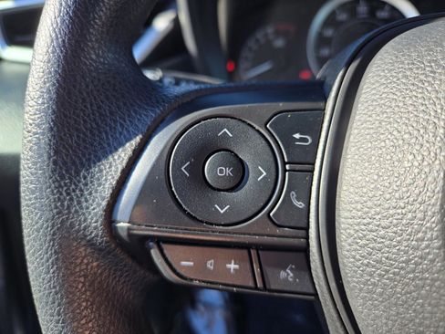 Used 2022 Toyota Corolla LE image 15