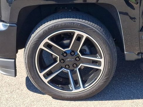 Used 2019 Chevrolet Silverado 1500 LT w/ LPO, Black Pack AWD/4WD image 27