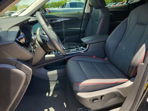 Used 2023 Buick Envision Essence w/ Technology Package I FWD image 19