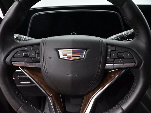Certified 2024 Cadillac Escalade ESV Premium Luxury Platinum AWD/4WD image 20