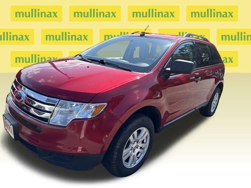 Used 2010 Ford Edge SE FWD image 2